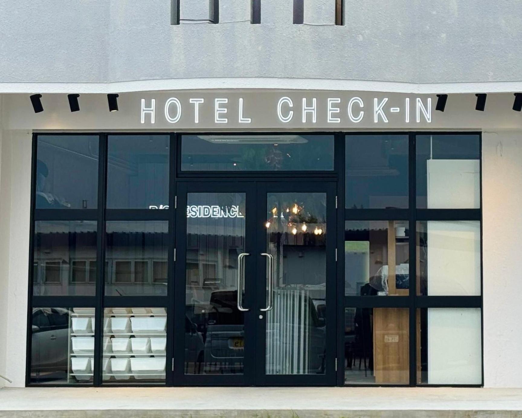 Hotel Paradiso Miyakojima מראה חיצוני תמונה